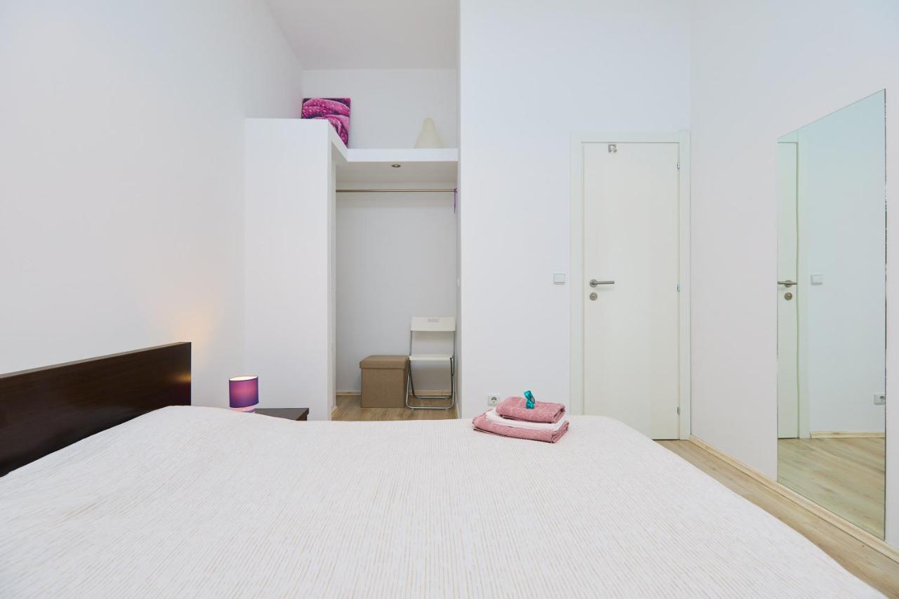 Purple Seaview Apartment *